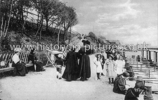Promenade & Paths, West Beach, Clacton on Sea, Essex. c.1912